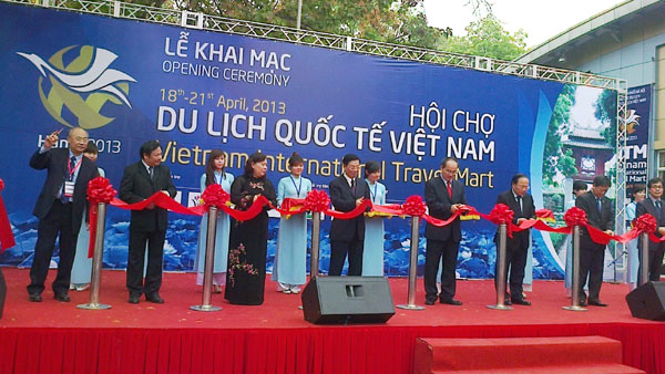 การสัมมนาเกี่ยวกับการท่องเที่ยวเป็นมิตรกับสิ่งแวดล้อม